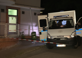 Nožem napadl policistu při cestě na záchytku. Měl ho dobře ukrytý