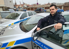 Policisté z Kralup nad Vltavou riskovali svůj život, aby zachránili sebevraha