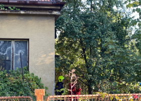 V Nymburku po požáru rodinného domu nalezli ženské tělo