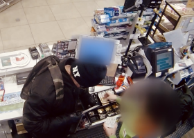 S nožem přepadl čerpací stanici. Za pár hodin byl policisty dopaden