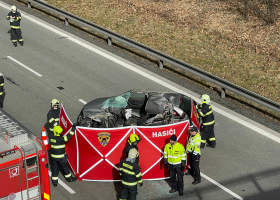 Smrtelná nehoda uzavřela D1 na 43.km