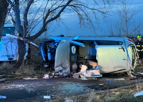 Po nehodě autobusu u Prahy je devět zraněných