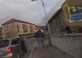 Neutekl ani neuplaval. Policisté z PEO ve Zlíně zažili branný den s pachatelem