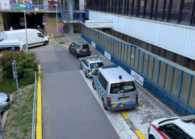 Pacient v Motole vyskočil z okna, pravděpodobně spáchal sebevraždu