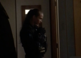 Mladá policistka rozmluvila muži sebevraždu. Skvělá práce