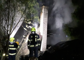 V Těšíkově na Olomoucku našli po požáru chaty uvnitř lidské tělo