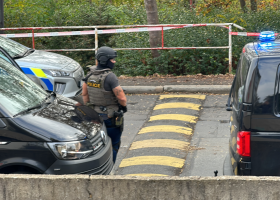 Pokus vraždy v Aši. Obviněnému hrozí doživotí. Oběť předstírala svoji smrt