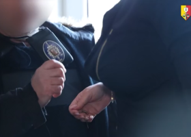 Druha na smrtelné posteli nechala podepsat dědictví. Soud ji odsoudil. Schovávala se před spravedlností